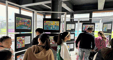 全国少年儿童创意作品展在武汉市少年儿童图