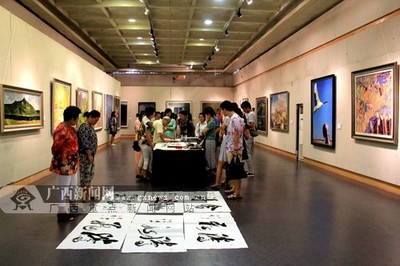 中国—东盟书画作品交流展 （越南专场）在邕开幕